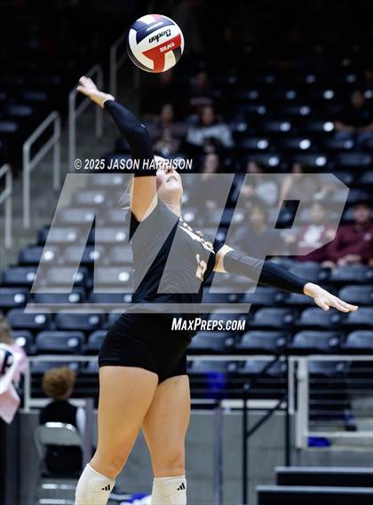 Thumbnail 1 in Jewett Leon vs. Nocona (UIL 2A D1 Volleyball Final) photogallery.