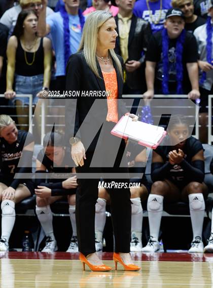 Thumbnail 3 in Jewett Leon vs. Nocona (UIL 2A D1 Volleyball Final) photogallery.