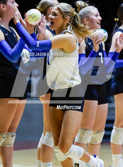 Thumbnail 2 in Jewett Leon vs. Nocona (UIL 2A D1 Volleyball Final) photogallery.