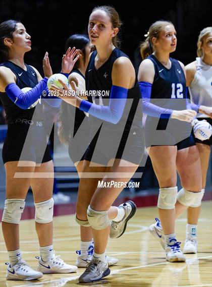 Thumbnail 3 in Jewett Leon vs. Nocona (UIL 2A D1 Volleyball Final) photogallery.