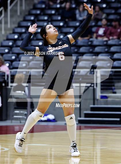 Thumbnail 2 in Jewett Leon vs. Nocona (UIL 2A D1 Volleyball Final) photogallery.