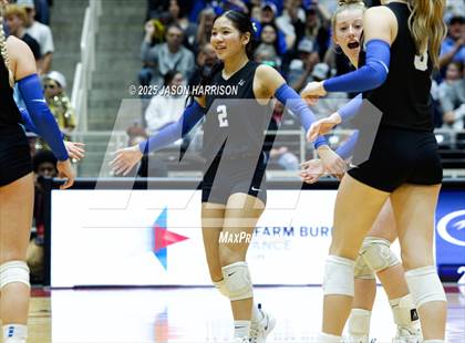 Thumbnail 3 in Jewett Leon vs. Nocona (UIL 2A D1 Volleyball Final) photogallery.