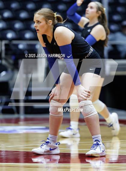 Thumbnail 3 in Jewett Leon vs. Nocona (UIL 2A D1 Volleyball Final) photogallery.