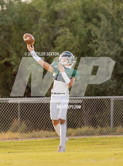 Thumbnail 1 in Glendale Prep Academy @ Tanque Verde photogallery.