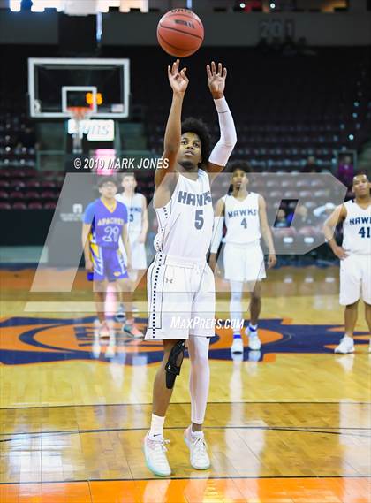 Thumbnail 3 in Fort Thomas vs. The Gregory School (AIA 1A Semifinal) photogallery.