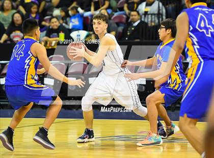 Thumbnail 2 in Fort Thomas vs. The Gregory School (AIA 1A Semifinal) photogallery.