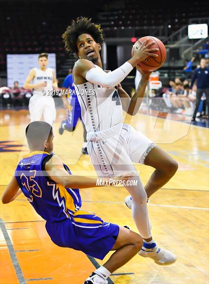 Thumbnail 3 in Fort Thomas vs. The Gregory School (AIA 1A Semifinal) photogallery.