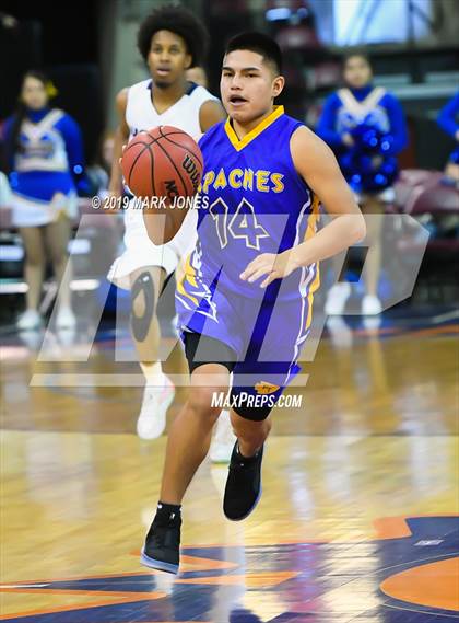 Thumbnail 1 in Fort Thomas vs. The Gregory School (AIA 1A Semifinal) photogallery.
