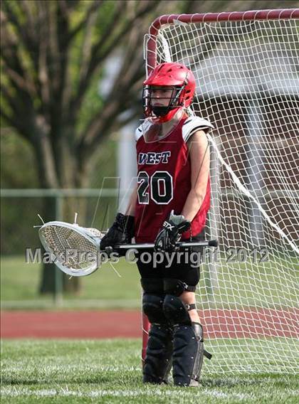 Thumbnail 2 in Hazelwood West vs. Holt photogallery.