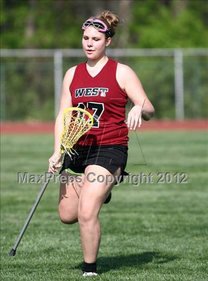 Thumbnail 2 in Hazelwood West vs. Holt photogallery.