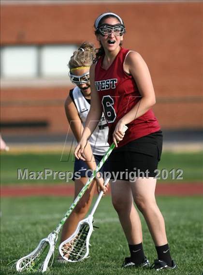 Thumbnail 3 in Hazelwood West vs. Holt photogallery.