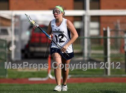 Thumbnail 3 in Hazelwood West vs. Holt photogallery.