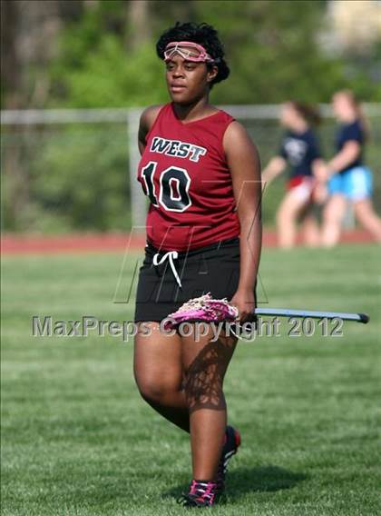 Thumbnail 1 in Hazelwood West vs. Holt photogallery.