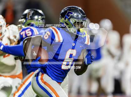 Thumbnail 1 in Plainfield East vs East St. Louis (IHSA 6A First Round) photogallery.