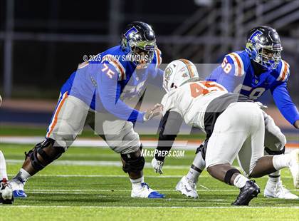 Thumbnail 2 in Plainfield East vs East St. Louis (IHSA 6A First Round) photogallery.