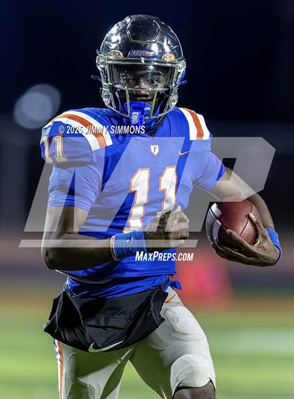 Thumbnail 3 in Plainfield East vs East St. Louis (IHSA 6A First Round) photogallery.