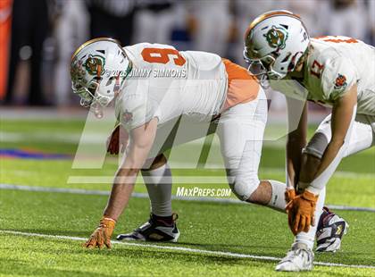 Thumbnail 3 in Plainfield East vs East St. Louis (IHSA 6A First Round) photogallery.