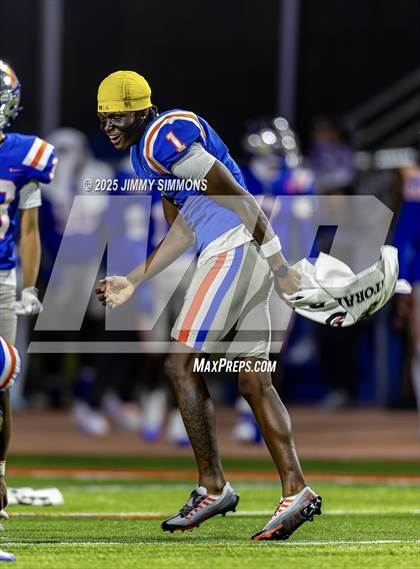 Thumbnail 1 in Plainfield East vs East St. Louis (IHSA 6A First Round) photogallery.