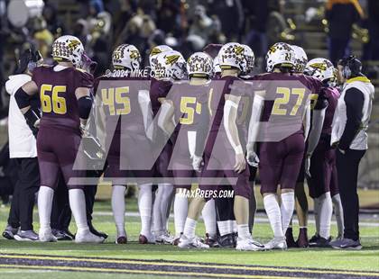 Thumbnail 2 in Hays vs. Saint Thomas Aquinas (KSHSAA 5A Final) photogallery.