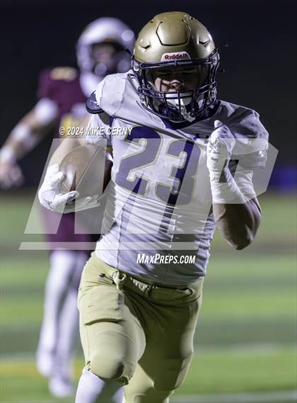 Thumbnail 1 in Hays vs. Saint Thomas Aquinas (KSHSAA 5A Final) photogallery.