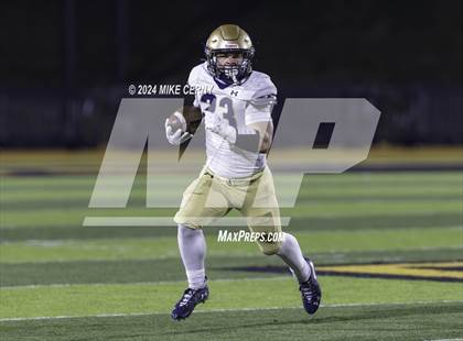 Thumbnail 1 in Hays vs. Saint Thomas Aquinas (KSHSAA 5A Final) photogallery.