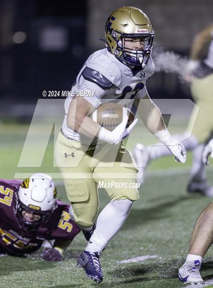Thumbnail 3 in Hays vs. Saint Thomas Aquinas (KSHSAA 5A Final) photogallery.