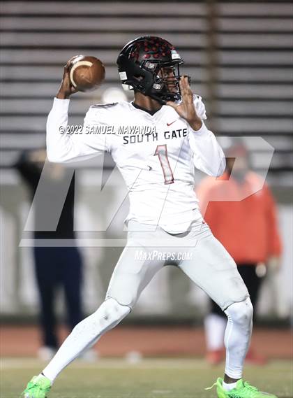 Thumbnail 2 in South Gate @ Granada Hills Charter (CIF LACS Quarterfinals) photogallery.