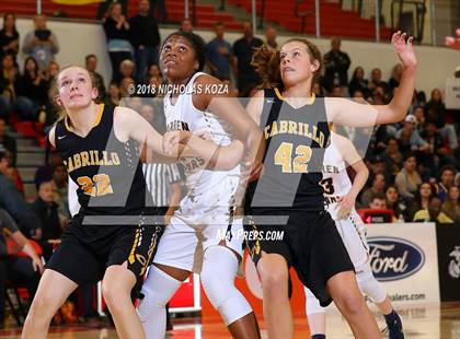 Thumbnail 1 in Cabrillo vs. Warren (CIF SS Division 3AA Finals) photogallery.