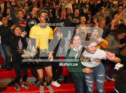 Thumbnail 3 in Cabrillo vs. Warren (CIF SS Division 3AA Finals) photogallery.