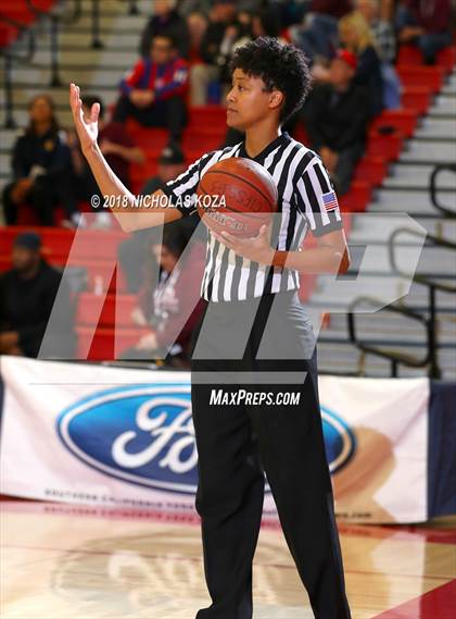 Thumbnail 2 in Cabrillo vs. Warren (CIF SS Division 3AA Finals) photogallery.