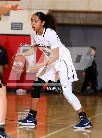 Thumbnail 1 in Cabrillo vs. Warren (CIF SS Division 3AA Finals) photogallery.