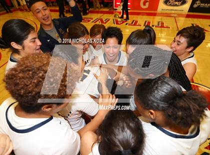 Thumbnail 1 in Cabrillo vs. Warren (CIF SS Division 3AA Finals) photogallery.