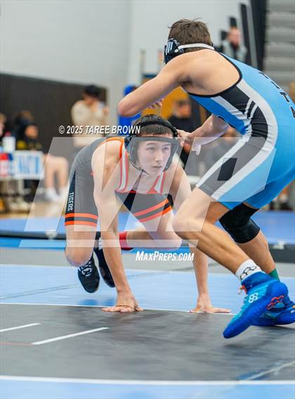 Thumbnail 1 in Cosby vs Hargrave (Titan Duals) photogallery.
