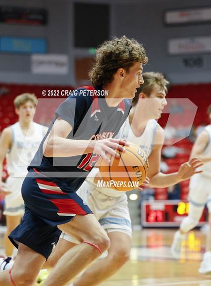 Thumbnail 3 in Sky View vs. Crimson Cliffs (UHSAA 4A Quarterfinal Playoff) photogallery.