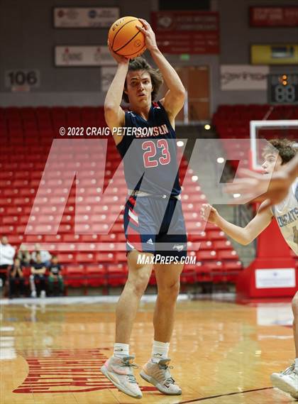 Thumbnail 1 in Sky View vs. Crimson Cliffs (UHSAA 4A Quarterfinal Playoff) photogallery.