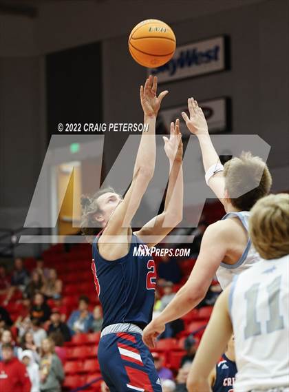 Thumbnail 2 in Sky View vs. Crimson Cliffs (UHSAA 4A Quarterfinal Playoff) photogallery.