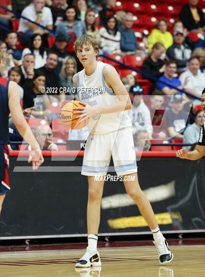 Thumbnail 2 in Sky View vs. Crimson Cliffs (UHSAA 4A Quarterfinal Playoff) photogallery.