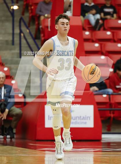 Thumbnail 2 in Sky View vs. Crimson Cliffs (UHSAA 4A Quarterfinal Playoff) photogallery.