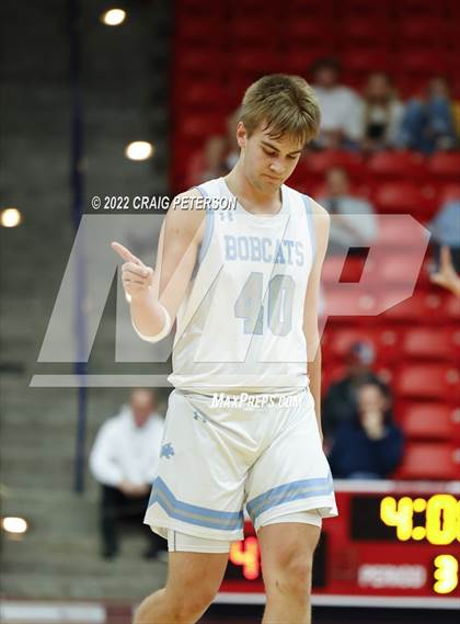Thumbnail 3 in Sky View vs. Crimson Cliffs (UHSAA 4A Quarterfinal Playoff) photogallery.