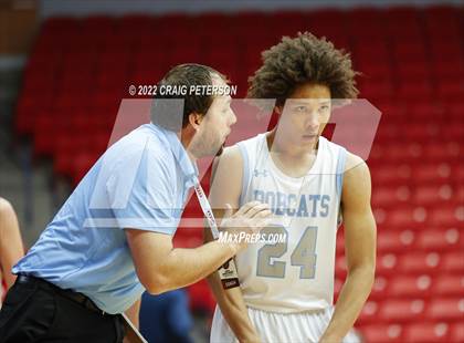 Thumbnail 2 in Sky View vs. Crimson Cliffs (UHSAA 4A Quarterfinal Playoff) photogallery.