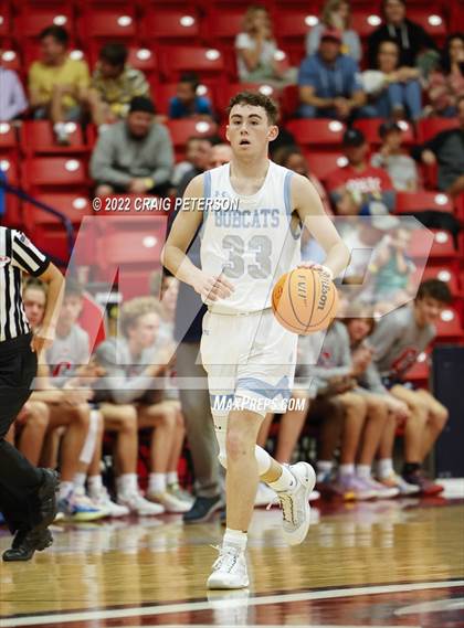 Thumbnail 2 in Sky View vs. Crimson Cliffs (UHSAA 4A Quarterfinal Playoff) photogallery.