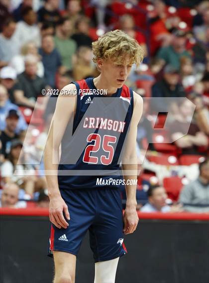 Thumbnail 2 in Sky View vs. Crimson Cliffs (UHSAA 4A Quarterfinal Playoff) photogallery.