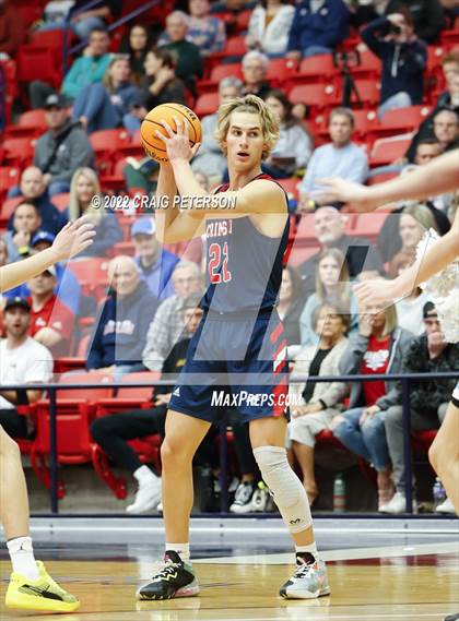 Thumbnail 3 in Sky View vs. Crimson Cliffs (UHSAA 4A Quarterfinal Playoff) photogallery.