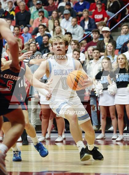 Thumbnail 1 in Sky View vs. Crimson Cliffs (UHSAA 4A Quarterfinal Playoff) photogallery.