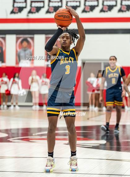 Thumbnail 2 in Park Tudor vs South Bend Riley (Paul Loggan Memorial Invite) photogallery.