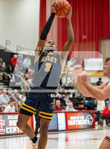 Thumbnail 2 in Park Tudor vs South Bend Riley (Paul Loggan Memorial Invite) photogallery.