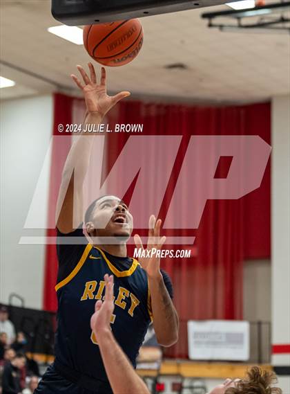 Thumbnail 1 in Park Tudor vs South Bend Riley (Paul Loggan Memorial Invite) photogallery.