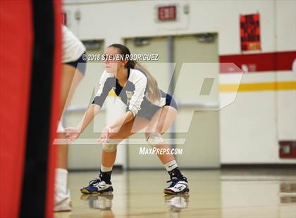 Thumbnail 1 in Central Catholic @ Oakdale photogallery.