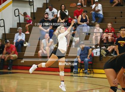 Thumbnail 2 in Central Catholic @ Oakdale photogallery.