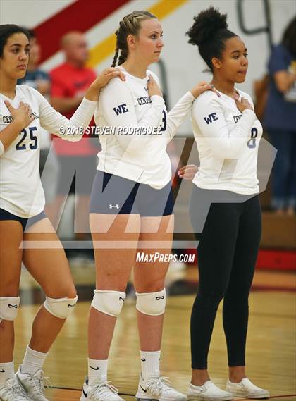 Thumbnail 2 in Central Catholic @ Oakdale photogallery.